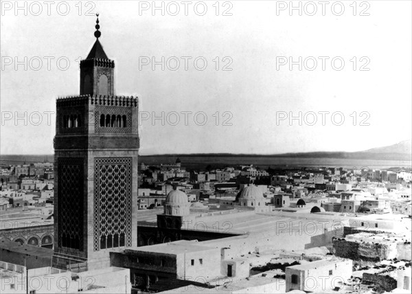 Tunis. Mosquée Djama ez-zitonna. Photographie de Maurice Guibert