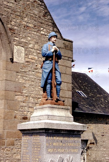 Saint-Martin-de-Landelles. World War I war memorial