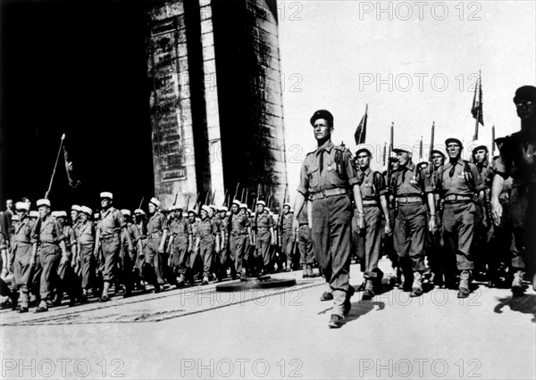 Victory parade in Paris, 1945