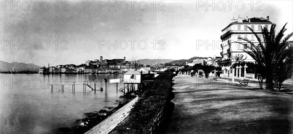 Cannes. La Croisette