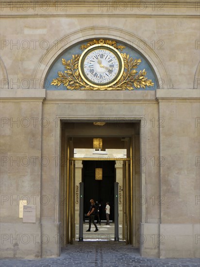 Hôtel de la Marine, cour d'Estienne d'Orves, Paris