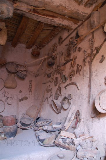 Greniers fortifiés du sud marocain, ou agadirs.