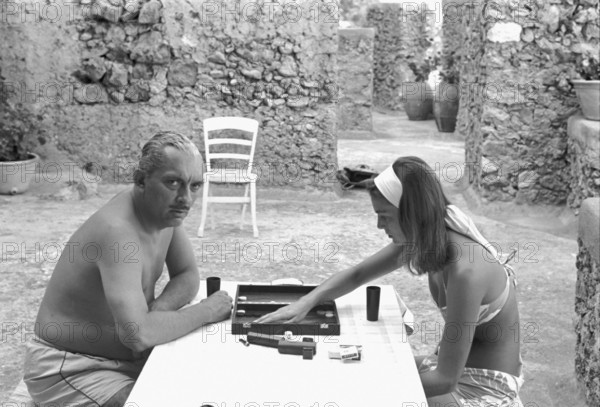 Jackie Kennedy. Summer 1962. Vacation in Ravello (Italy). Lee Radziwill and family