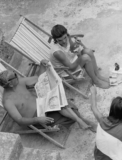 Jackie Kennedy. Eté 1962. Vacances à Ravello (Italie). Chaise longue