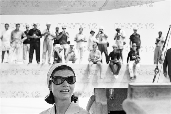 Jackie Kennedy et les paparazzi, 1962