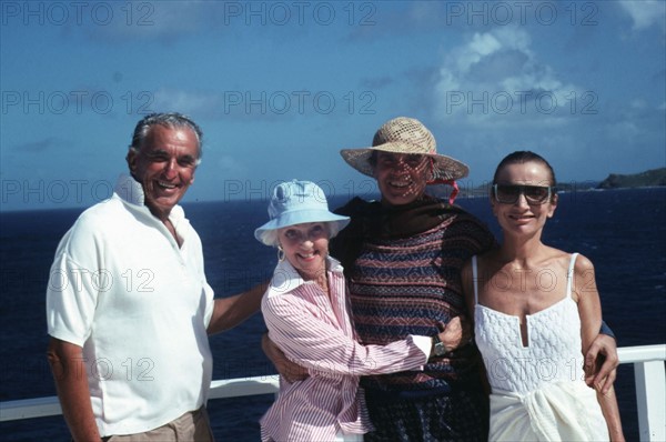 Rudolf Noureev, Jacqueline Delubac, Lee Ross et Herbert Ross (1991)