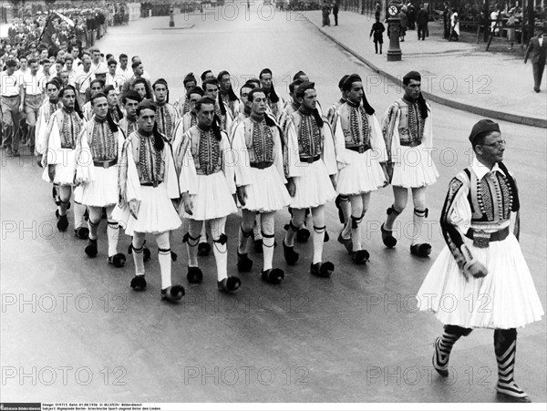 Délégation grecque pendant les Jeux Olympiques de Berlin, 1936