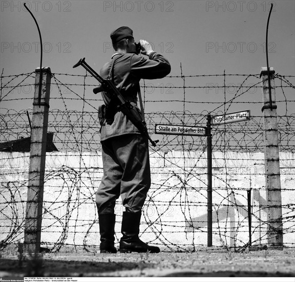 Mur de Berlin, près de la Potsdamer Platz, 1964