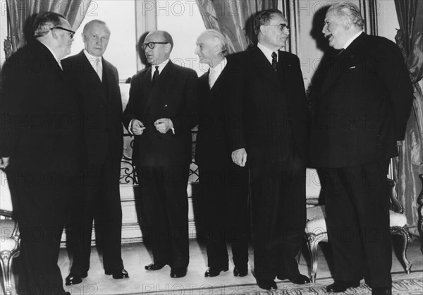 Conférence à Paris à propos du projet de marché commun et de l'Euratom, 19 février 1957