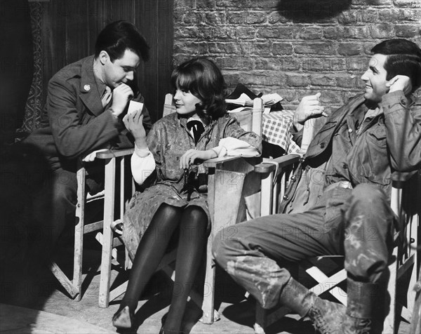 Romy Schneider, Michael Callan et George Hamilton