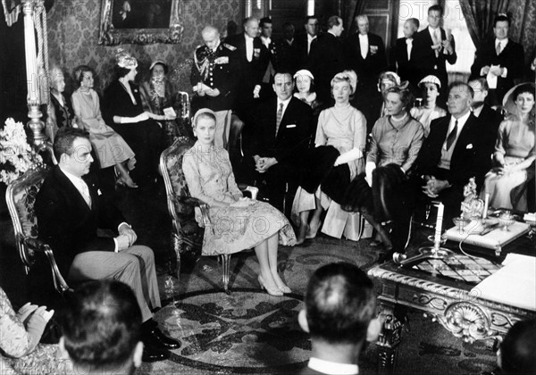 Mariage civil de Grace Kelly et du prince Rainier III de Monaco en 1956