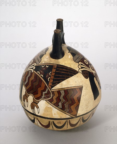 Récipient en  céramique, à double goulot, sur lequel est peint une déité-oiseau, culture Nasca