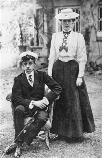 Alphonse XIII d'Espagne et son épouse Victoria Eugenie von Battenberg