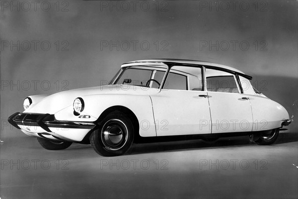 Citroen DS 19