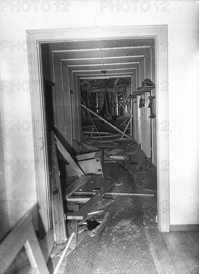 Décombres dans un couloir de la "Wolfsschanze" après l'attentat du 20 juillet