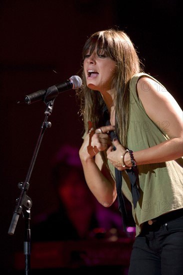 Cat Power - Musikerin, Saengerin, Folk, Blues, Country, USA - Auftritt; Musikhalle Laeiszhalle, Hamburg - 06.06.2008  <english> Cat Power - Musician, Singer, Folk, Blues, Country, USA - performing in Hamburg, Germany, Musikhalle Laeiszhalle - 06.06.2008   </english>