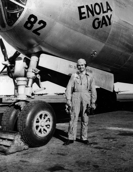 Bombardier B-29 Enola Gay