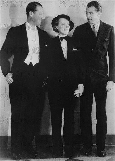 Marlène Dietrich avec Maurice Chevalier et Gary Cooper