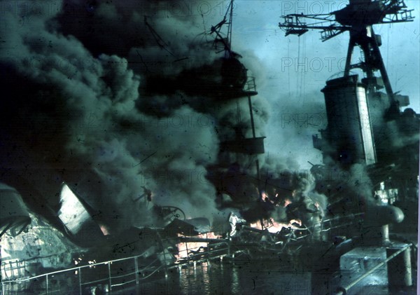 Sabordage de la flotte française à Toulon le 27 Novembre 1942