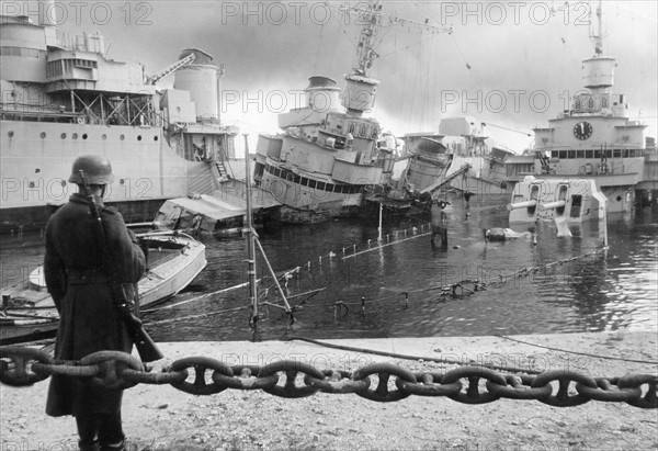 Sabordage de la flotte française à Toulon le 27 Novembre 1942