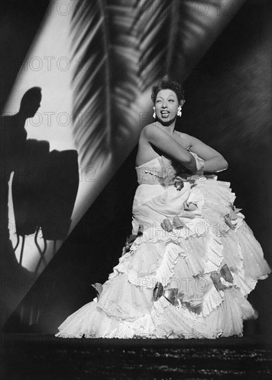 Josephine Baker dans le film "An jedem Finger zehn"