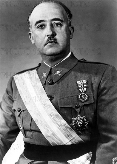 Portrait du général Francisco Franco en 1937