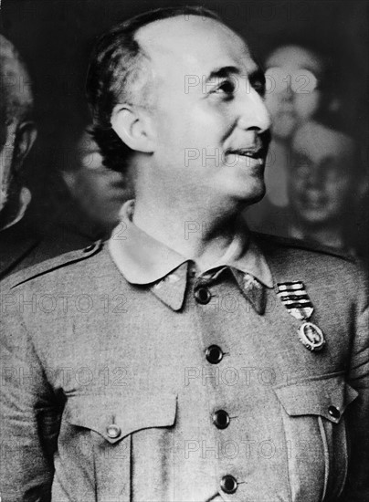 Portrait du général Francisco Franco en 1936