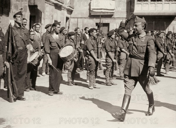 General Francisco Franco declaring himself 'generalissimo', 1936