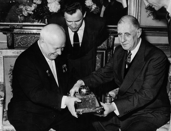 Nikita Khrouchtchev et Charles de Gaulle, 1960