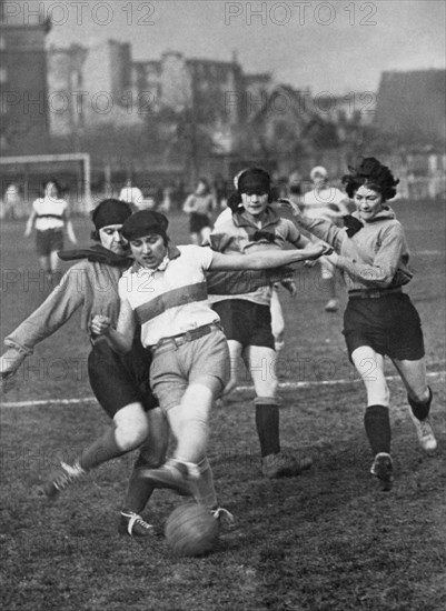 Football féminin, 1928