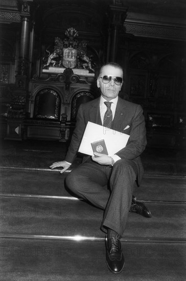 Karl Lagerfeld, 1985