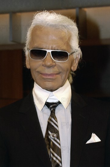 Karl Lagerfeld, 2002