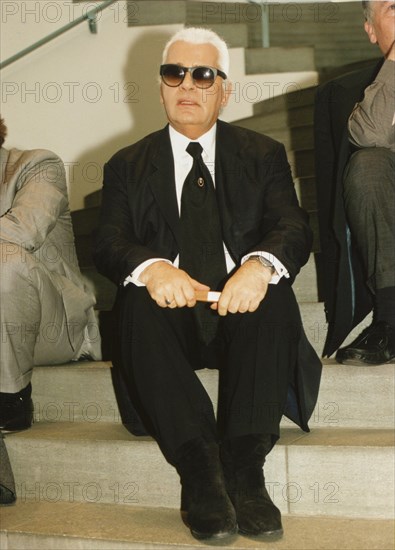 Karl Lagerfeld, 1998