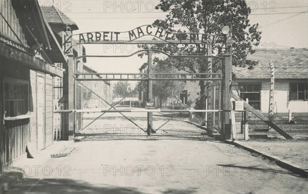 Entrée du camp d'Auschwitz