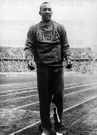 Jesse Owens, 1936