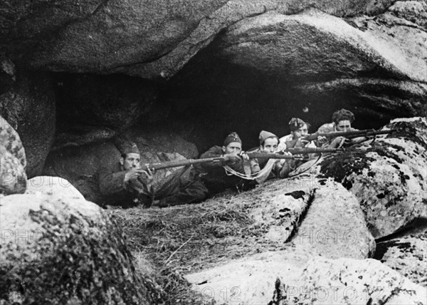 Spain : Spanish Civil War Position of Nationalist troops in the mountains
