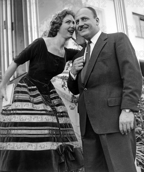 Margit Nünke et Pierre Balmain