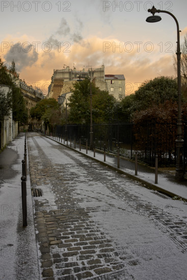 Illustrations Paris neige et soleil exposition