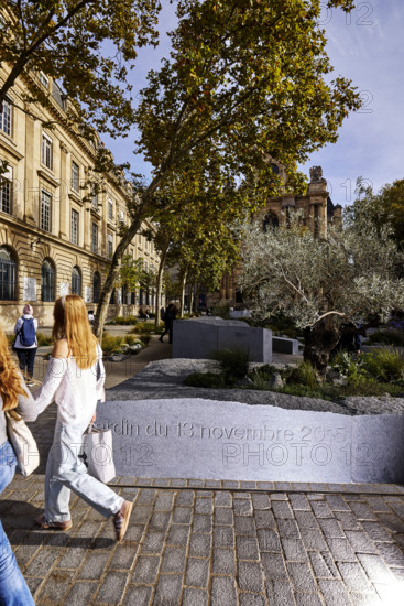Jardin du 13 Novembre 2015 à Paris