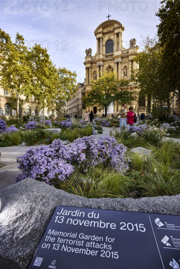 Jardin du 13 Novembre 2015 à Paris