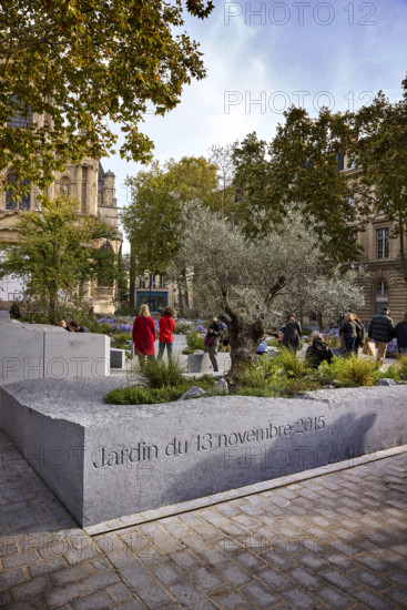 Jardin du 13 Novembre 2015 à Paris