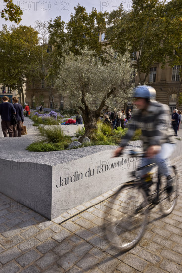 Jardin du 13 Novembre 2015 à Paris