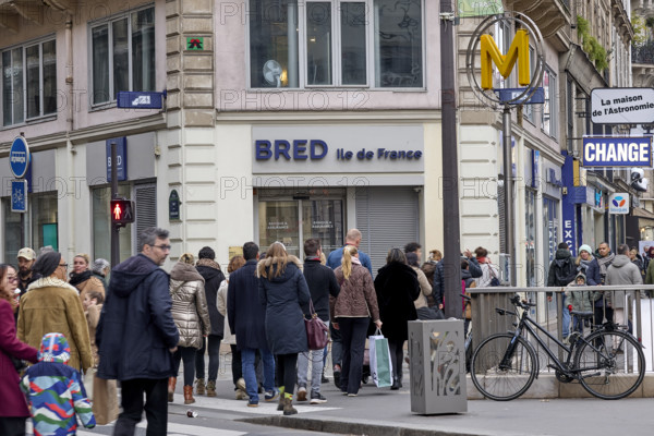 Banque, Assurance, Bancassurances à Paris