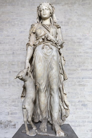 Sculpture of Artemis Braschi