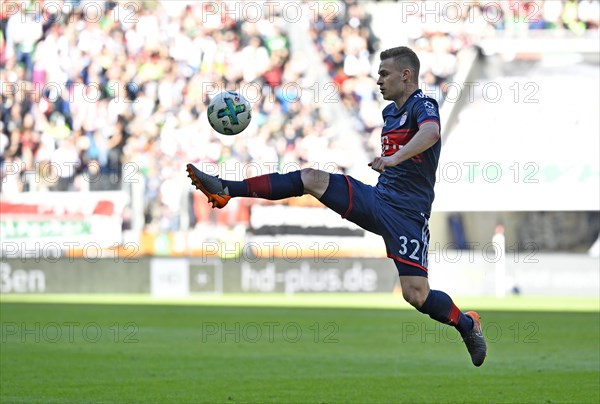 Joshua Kimmich on the Ball