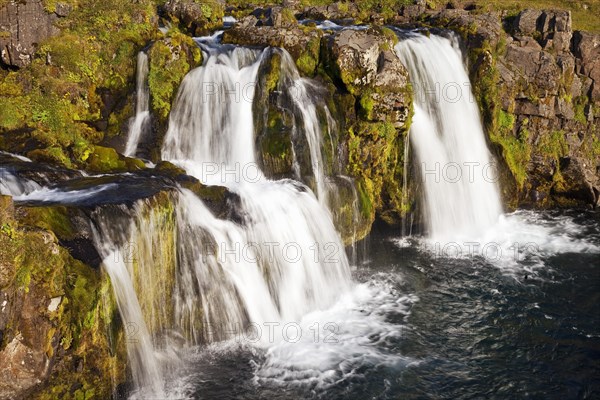 Kirkjufellsfoss Waterfall