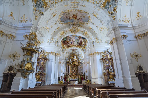 Main altar and ceiling frescoes