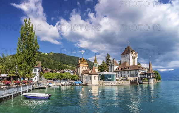 Oberhofen Castle