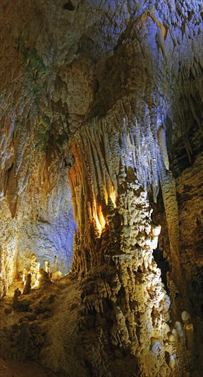 Stalactites and stalactites in the dripstone cave Aranui Cave