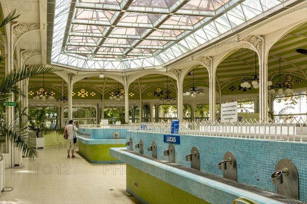 Vichy spa Halle des Sources